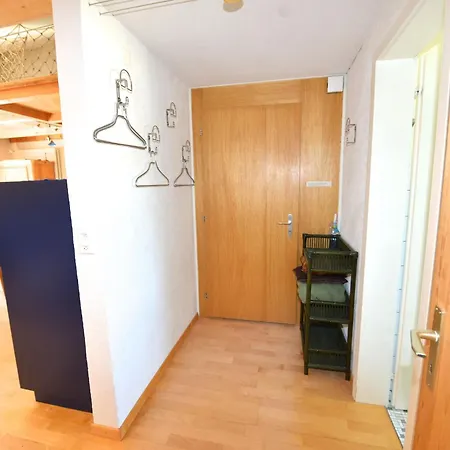 Stilvolle Dachwohnung Fuer 4 Im Thermenort
